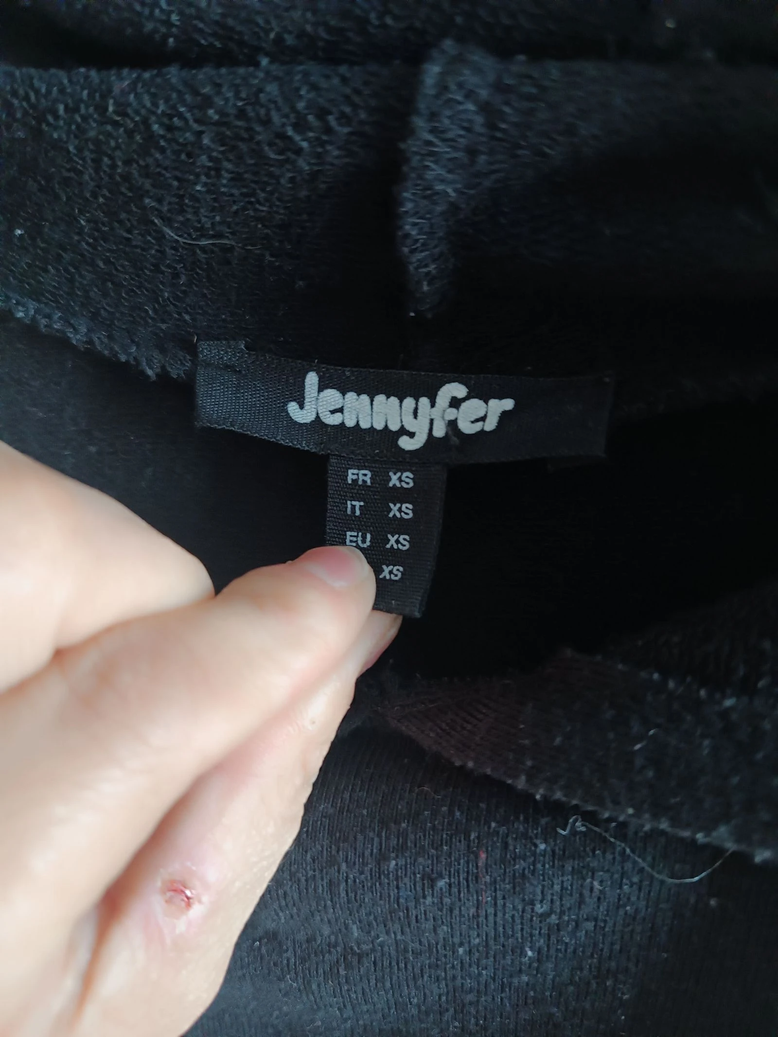 Blusa com capuz crop top preta "SORRY" Jennyfer PP – photo 3
